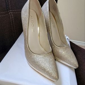 Aldo Gold Glitter Shoes